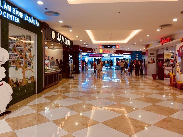 Pusat Vincom Nguyen Chi Thanh